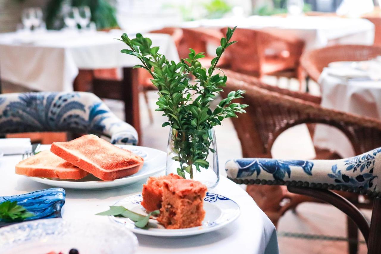 Hotel & Restaurant Marina Паламос Екстериор снимка